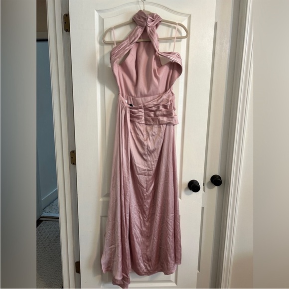 Ieena for Mac Duggal Side Ruched Satin Halter Gown Sz 4 - Picture 4 of 6